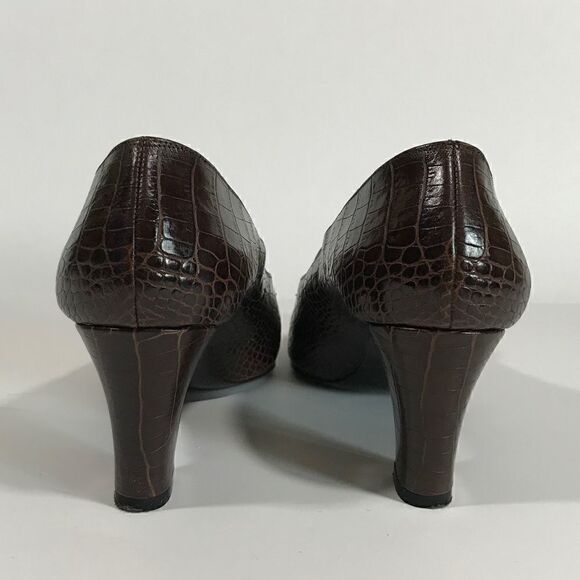 Vintage 90s Bruno Magli Croc Pumps w/Gold Chain - Picture 5 of 7